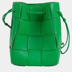 Bottega Veneta Small Parakeet Intrecciato Leather Cassette Bucket Shoulder Bag