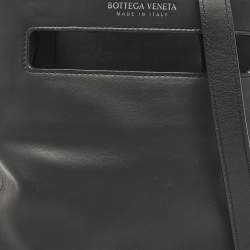 Pre Owned Bottega Veneta Black Leather Slot Messenger Bag