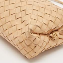 مملوكة مسبقًا Bottega Veneta Beige Intrecciato Leather Small Loop Camera Bag