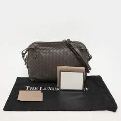 مملوكة مسبقًا Bottega Veneta Grey Intrecciato Leather Nodini Crossbody Bag