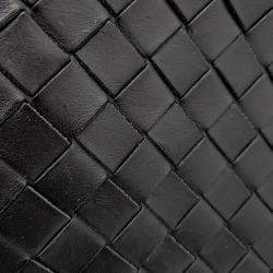  Bottega Veneta Black Leather Intrecciato Clutch