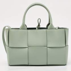 Pre Owned Bottega Veneta Light Green Intrecciato Leather Mini Arco Tote