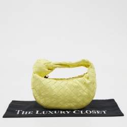 مملوكة مسبقًا Bottega Veneta Light Yellow Intrecciato Leather Mini Jodie Bag