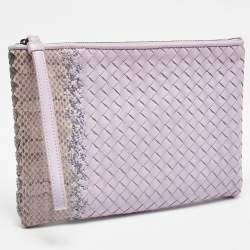 مملوكة مسبقًا Bottega Veneta Lavender Ayers and Leather Wristlet Clutch