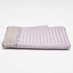 مملوكة مسبقًا Bottega Veneta Lavender Ayers and Leather Wristlet Clutch