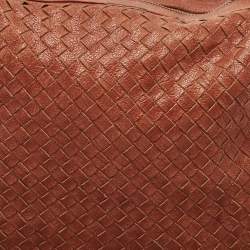 مملوكة مسبقًا Bottega Veneta Rust Brown Intrecciato Leather Belly 76 Hobo