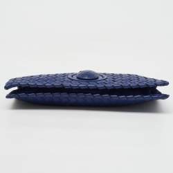 Pre Owned Bottega Veneta Blue Intrecciato Leather Twist Lock Flap Clutch
