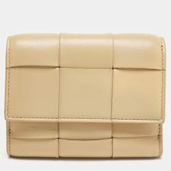 Bottega Veneta Beige Leather Intrecciato Cassette Zip Trifold Wallet