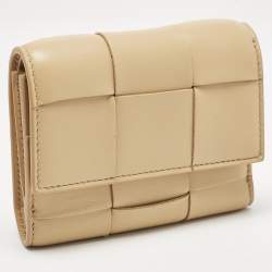 Bottega Veneta Beige Leather Intrecciato Cassette Zip Trifold Wallet