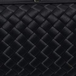 Pre Owned Bottega Veneta Black Intrecciato Satin Stretch Knot Clutch