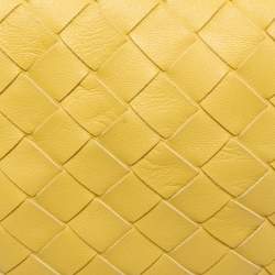 Pre Owned Bottega Veneta Yellow Intrecciato Leather Mini Jodie Hobo