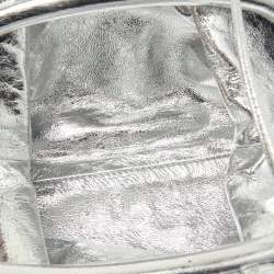 Pre Owned Bottega Veneta Silver Leather Mini The Pouch Clutch 