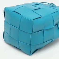 Pre Owned Bottega Veneta Blue Leather Small Cassette Bucket Bag