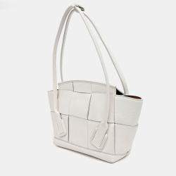 Pre Owned Bottega Veneta White Leather Arco Small bag