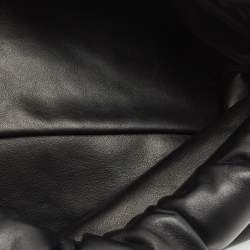 Pre Owned Bottega Veneta Black Leather The Chain Pouch Bag