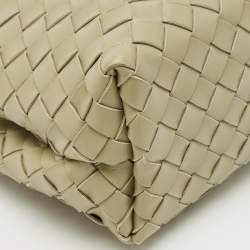 مملوكة مسبقًا حقيبة يد بوتيغا فينيتا أنديامو جلد إنتريتشياتو أخضر زيتوني صغيرة