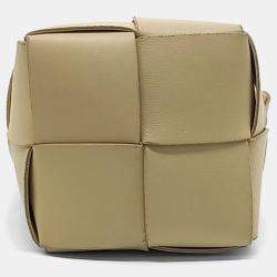 Pre Owned Bottega Veneta Beige Leather Cassette Mini Bucket Bag