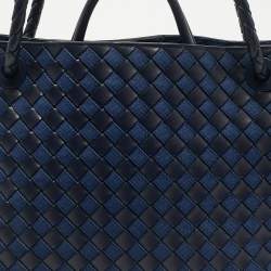 Pre Owned Bottega Veneta Two Tone Blue Intrecciato Leather and Denim Medium Andiamo Bag
