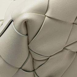 Pre Owned Bottega Veneta White Small Lambskin Intrecciato Cabat Tote