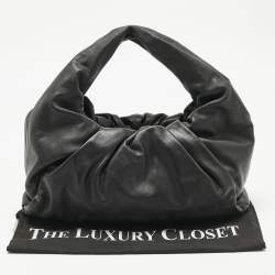 Pre Owned Bottega Veneta Black Leather Medium The Shoulder Pouch Bag