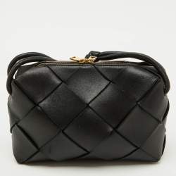 Pre Owned حقيبة كاميرا بوتيغا فينيتا كاسيت صغيرة جلد أسود