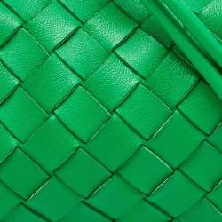 Pre Owned Bottega Veneta Green Intrecciato Leather Candy Loop Camera Bag