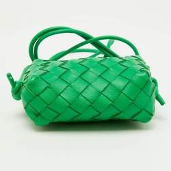 Pre Owned Bottega Veneta Green Intrecciato Leather Candy Loop Camera Bag