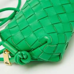 Pre Owned Bottega Veneta Green Intrecciato Leather Candy Loop Camera Bag