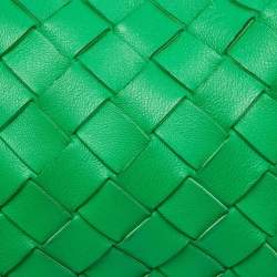 Pre Owned Bottega Veneta Green Intrecciato Leather Candy Loop Camera Bag