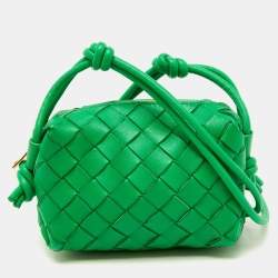 Pre Owned Bottega Veneta Green Intrecciato Leather Candy Loop Camera Bag