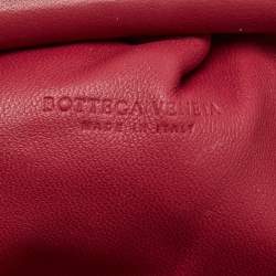 Pre Owned Bottega Veneta Fuchsia Intrecciato Leather Mini The Pouch Bag