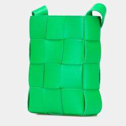 Pre Owned Bottega Veneta Green Mini Nappa Intrecciato Vertical Cassette Crossbody