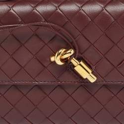 Pre Owned Bottega Veneta Burgundy Intrecciato Leather Medium Andiamo Clutch