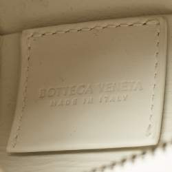 Pre Owned Bottega Veneta White Maxi Intreccio Leather Small Canette Crossbody Bag