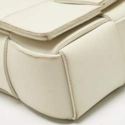 Pre Owned Bottega Veneta White Intrecciato Leather Mini Cassette Crossbody Bag