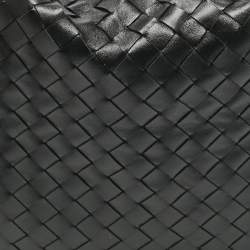 مملوكة مسبقًا حقيبة الكتف بوتيغا فينيتا هوب جلد إنتريشياتو أسود كبيرة