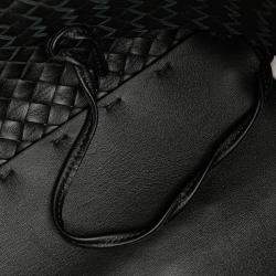 Pre Owned Bottega Veneta Black Medium Lambskin Intreccio Cabat Tote