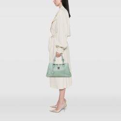 مملوكة مسبقًا حقيبة بوتيغا فينيتا روما سيرفو متوسطة خضراء