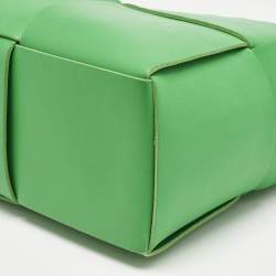 Pre Owned Bottega Veneta Green Intrecciato Leather Medium Arco Tote