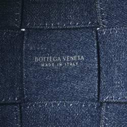 مملوكة مسبقًا حقيبة باكيت بوتيغا فينيتا كاسيت دينيم أزرق كحلي