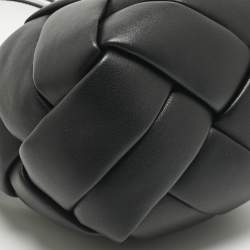 Pre Owned Bottega Veneta Black Intrecciato Helmet Leather Bucket Bag
