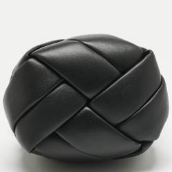 Pre Owned Bottega Veneta Black Intrecciato Helmet Leather Bucket Bag