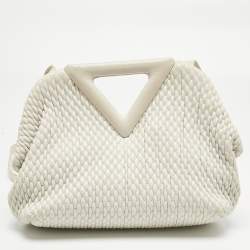 Pre Owned Bottega Veneta White Matelasse Leather Small The Point Triangle Bag