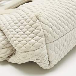 Pre Owned Bottega Veneta White Matelasse Leather Small The Point Triangle Bag