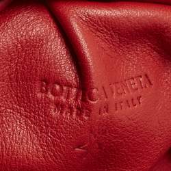 Pre Owned Bottega Veneta Red Leather The Mini Pouch Bag