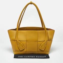 Pre Owned Bottega Veneta Mustard Yellow Leather Maxi Intrecciato Arco 33 Bag