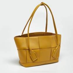 Pre Owned Bottega Veneta Mustard Yellow Leather Maxi Intrecciato Arco 33 Bag