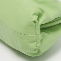 Pre Owned Bottega Veneta Light Green Leather The Pouch Clutch