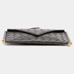 Pre Owned Bottega Veneta Black Calfskin Intrecciato Solstice Phone Pouch
