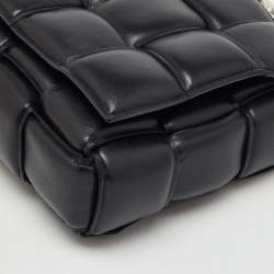 Pre Owned حقيبة كتف بوتيغا فينيتا جلد مبطن أسود بسلسلة كاسيت